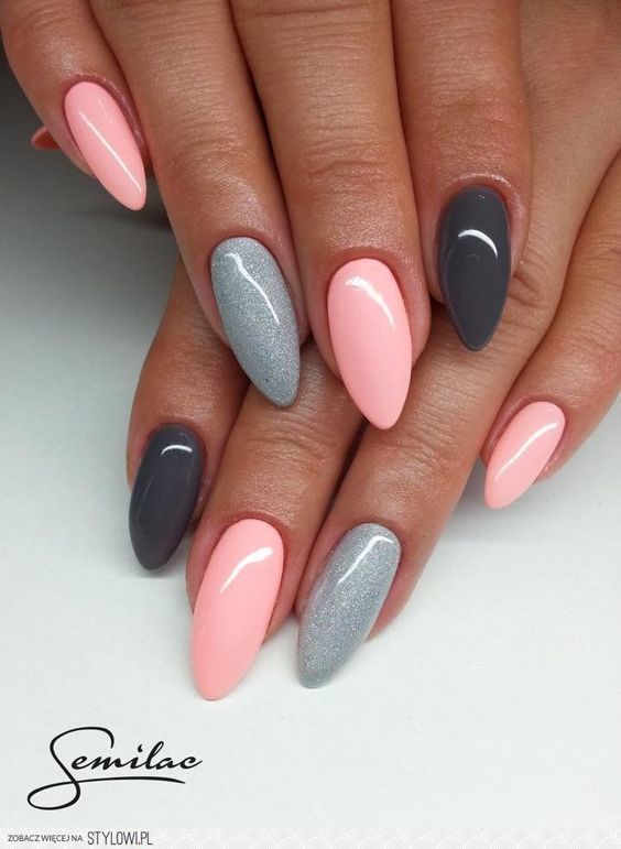 2019 Creative and Beautiful Almond Nails Ideas