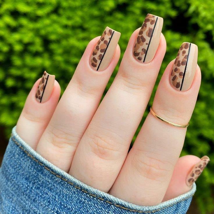 30 Simple Yet Stunning Nail Art Designs - 201